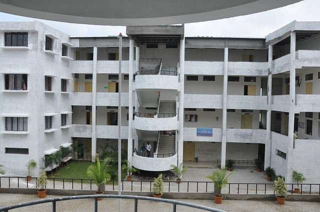G.H._Raisoni_College_of_Commerce,_Science_and_Technology